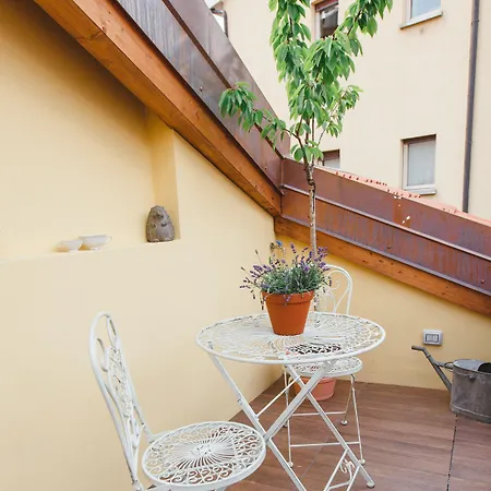 Alessia's Place 4*