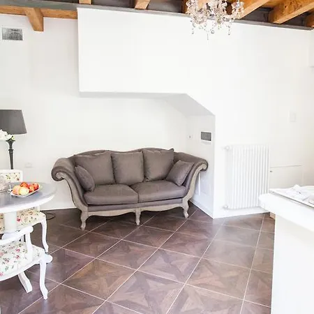 Affittacamere Alessia's Place 4*